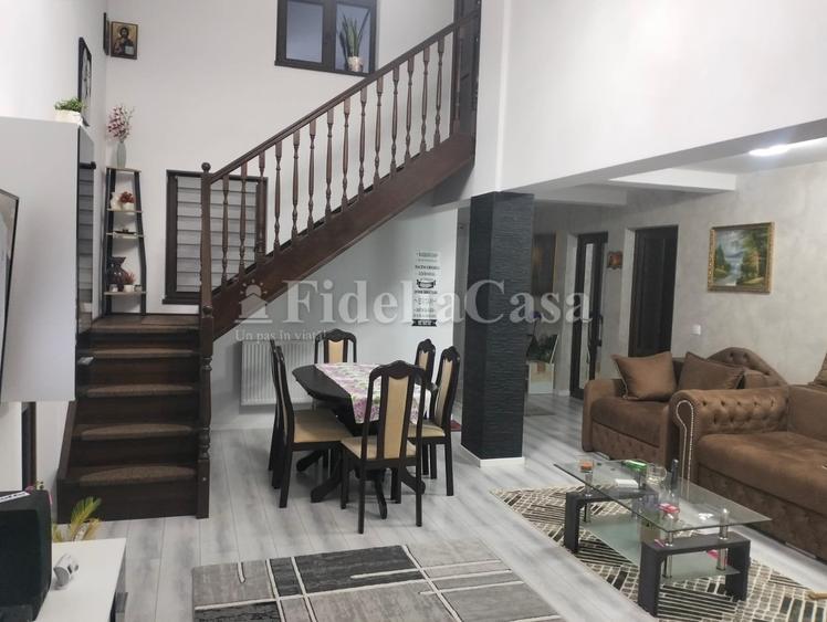 Casă individuală cu 4 camere cu Garaj în Breazu
