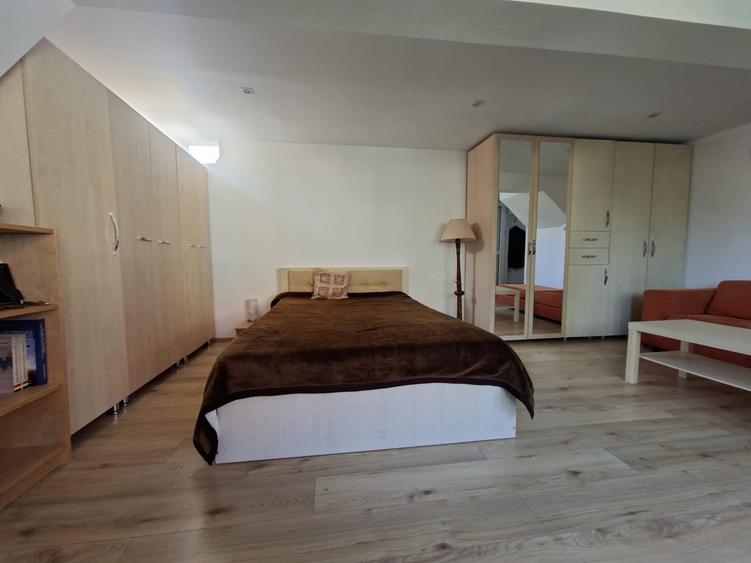 Apartament la casă, pe două niveluri – Zona Blumana, Str. Grădinarilor - 8