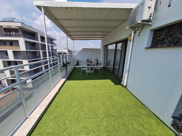 Apartament cu 5 camere decomandat, mobilat în Bună Ziua