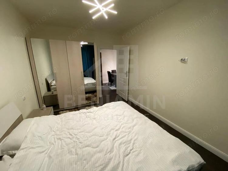 Apartament cu 3 camere semidecomandat în Central