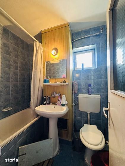 Apartament cu 4 camere semidecomandat, mobilat în Mănăștur