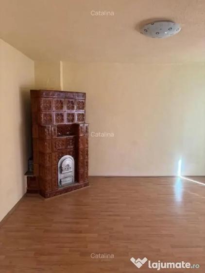 Casă cu 4 camere cu Teren 20 Mp în Diaconești