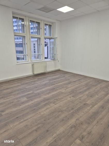 Spațiu comercial, de 27 mp, în Ultracentral