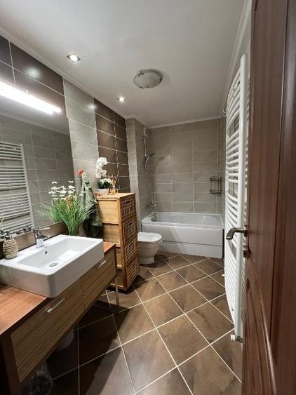 Apartament cu 3 camere decomandat în Pantelimon