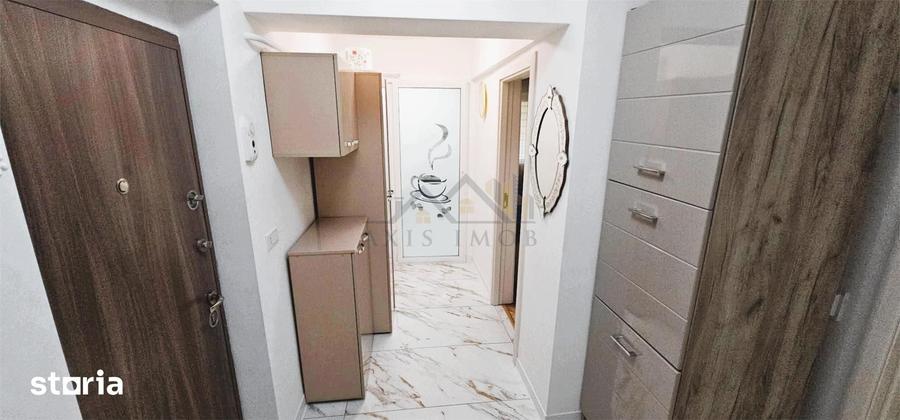 Apartament cu 2 camere decomandat, mobilat în Ultracentral
