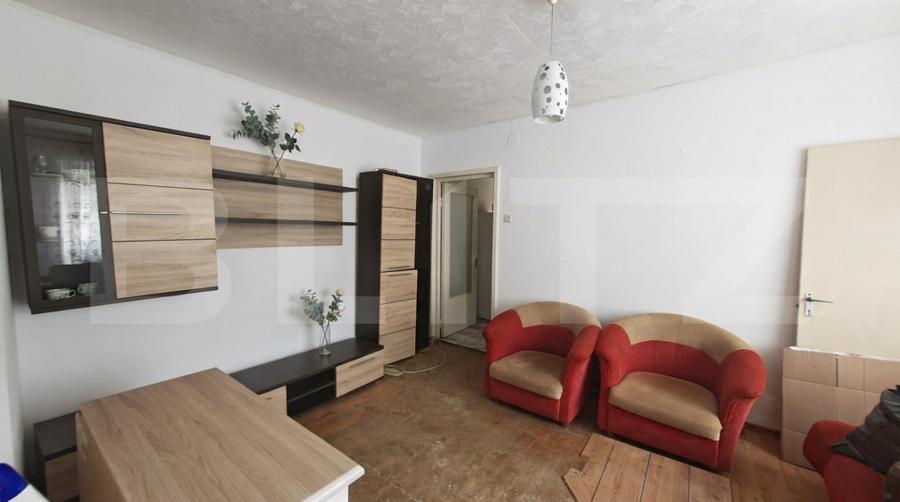 Apartament cu 2 camere semidecomandat, mobilat în Calea Aradului