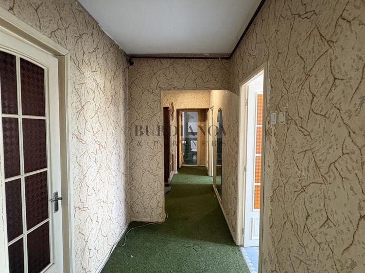 Apartament cu 4 camere în Gorjului