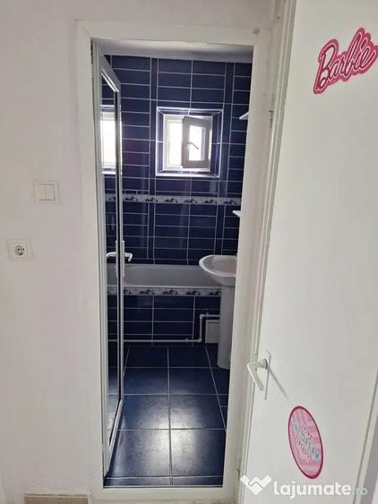 Apartament cu 2 camere decomandat, mobilat în Micro 17