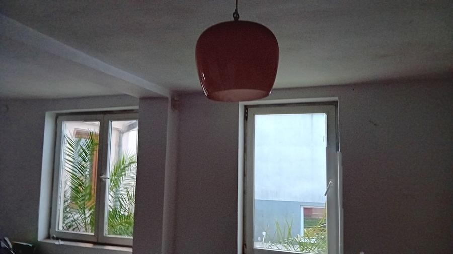 Casă cu 2 camere cu Canalizare în Iancului
