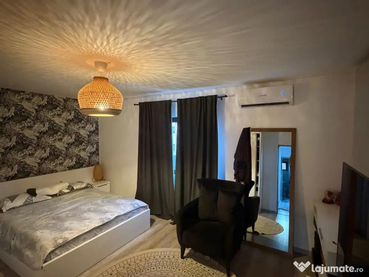 Casă cu 4 camere cu Teren 290 Mp în Lăpuș