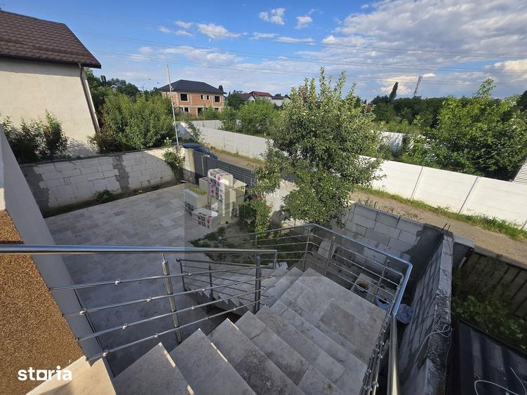 Casă cu 6 camere cu Teren 300 Mp în Central