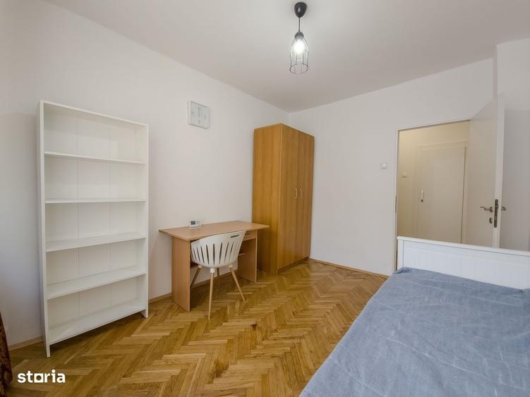 Apartament cu 3 camere decomandat în Central