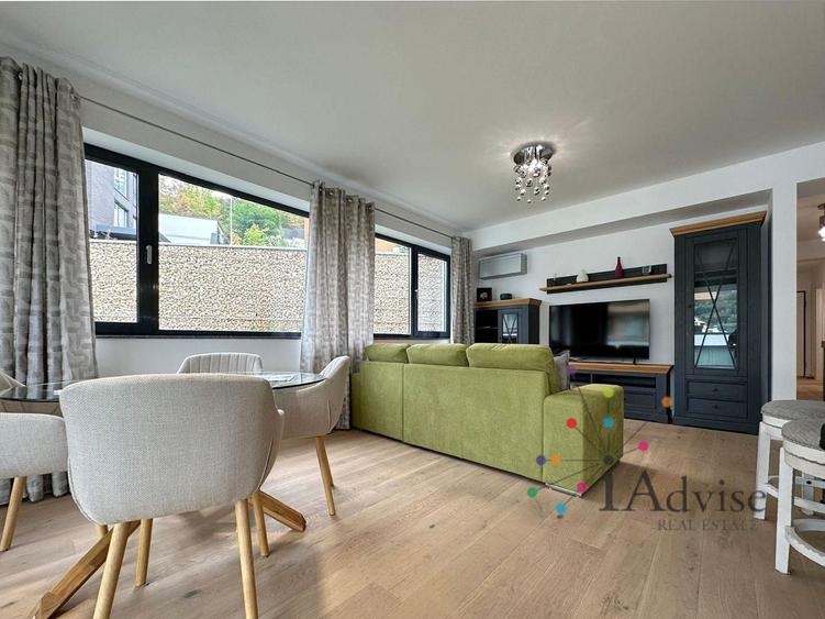 Apartament cu 3 camere decomandat, mobilat în Drumul Poienii