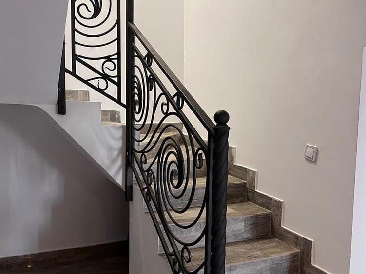 Casă individuală cu 4 camere cu Teren 280 Mp în Burdujeni