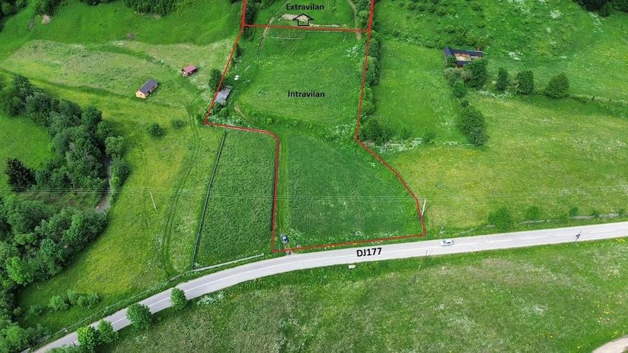 Teren de 2000 mp, în Mănăstirea Humorului