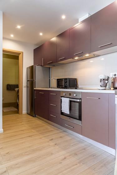 Apartament cu 2 camere decomandat în Sisești