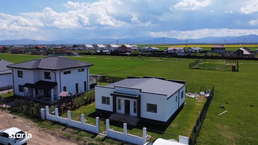 Casa/Vila cu 4 camere de vanzare - Sanpetru - 4