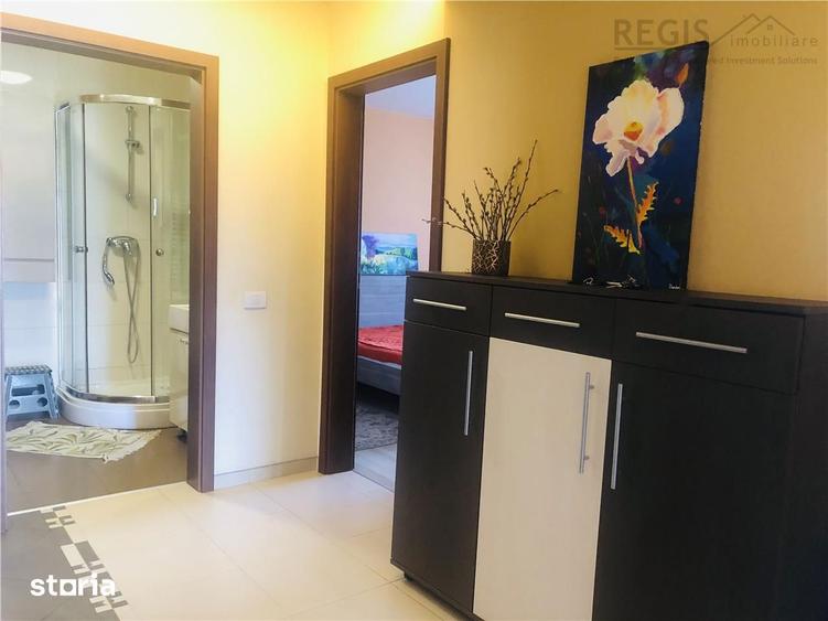 Apartament cu 3 camere decomandat, mobilat în Tractorul