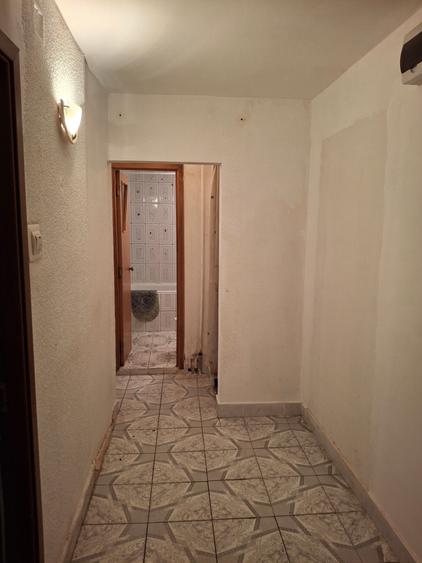 Apartament cu 2 camere decomandat în Crângași