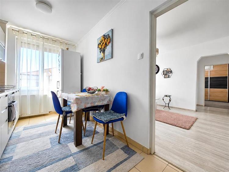 Apartament cu 2 camere semidecomandat în Iosia-Nord