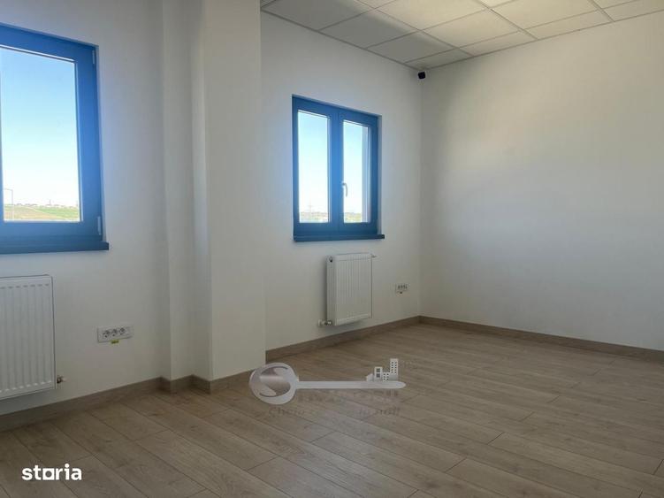 Spațiu comercial, de 160 mp, în Uricani