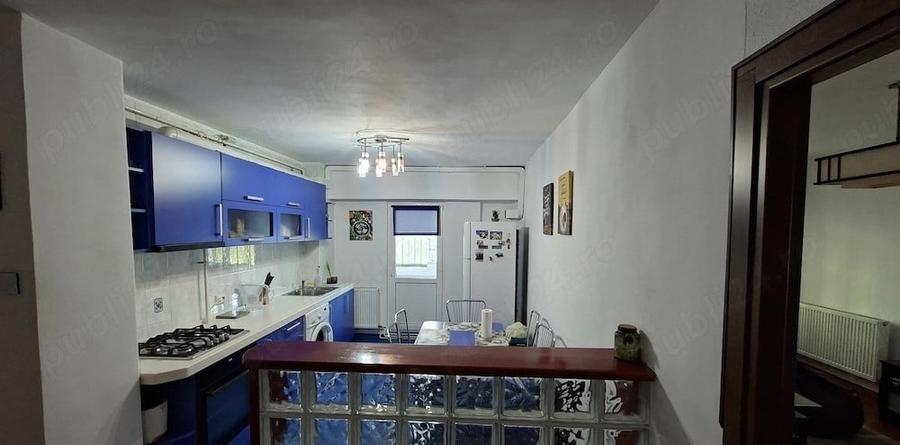 Apartament cu 3 camere decomandat în Scriitorilor