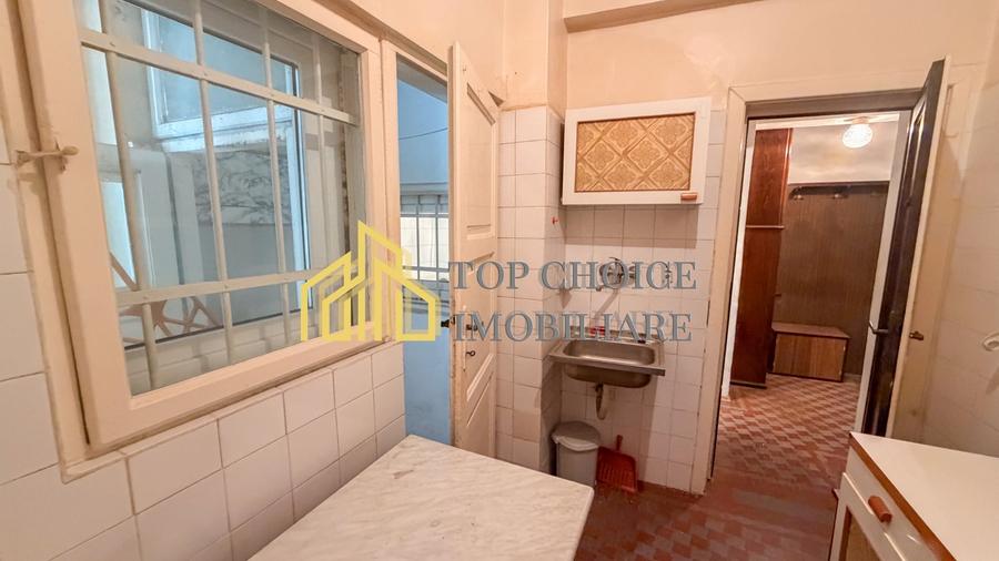 Apartament cu 2 camere semidecomandat în Sala Palatului