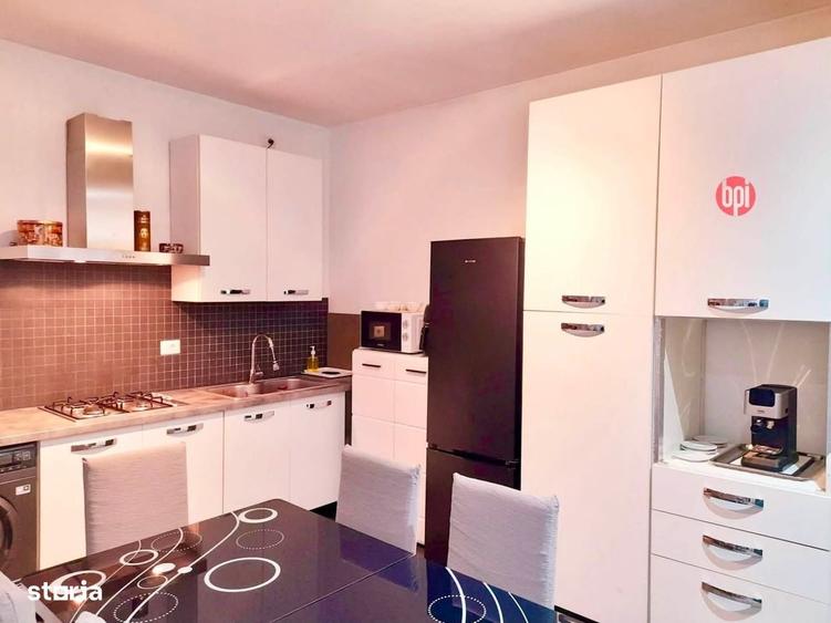 Casă cu 4 camere în Central