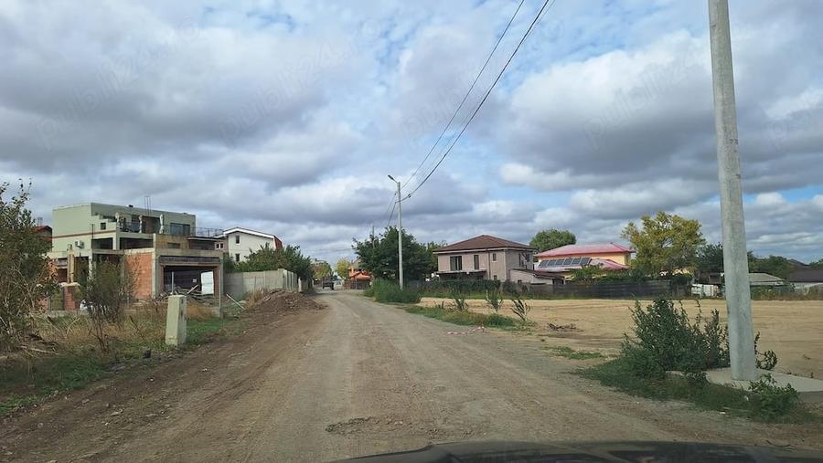 Teren de 1100 mp, în Central