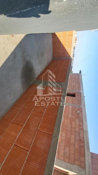 Casă cu 4 camere cu Teren 350 Mp în Giarmata