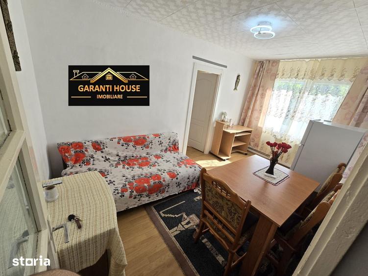 Apartament cu 2 camere nedecomandat în Săsar