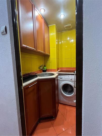 Garsonieră decomandată în Faleză