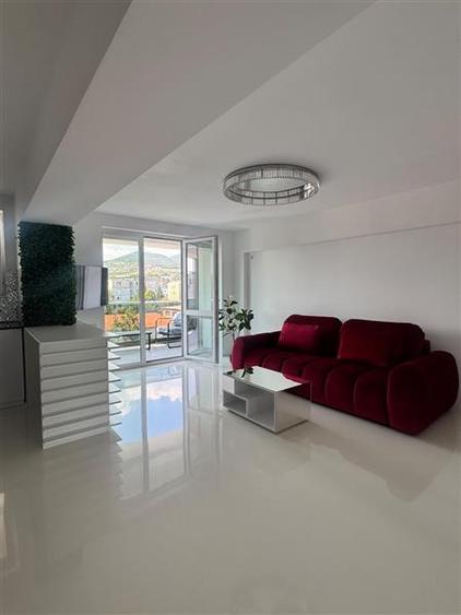 Apartament cu 2 camere decomandat în 22 Decembrie