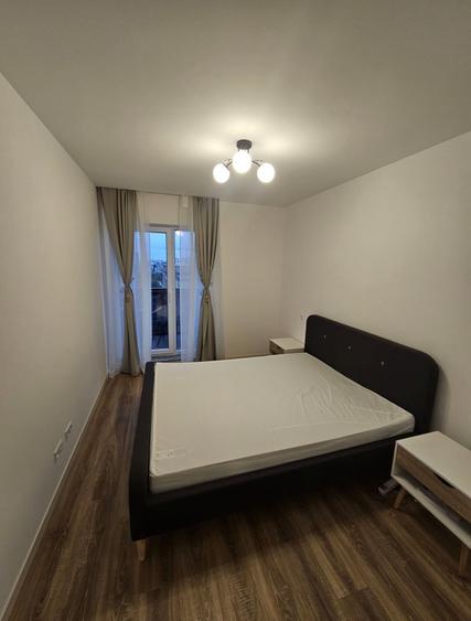 Apartament cu 2 camere decomandat în Drumul Taberei