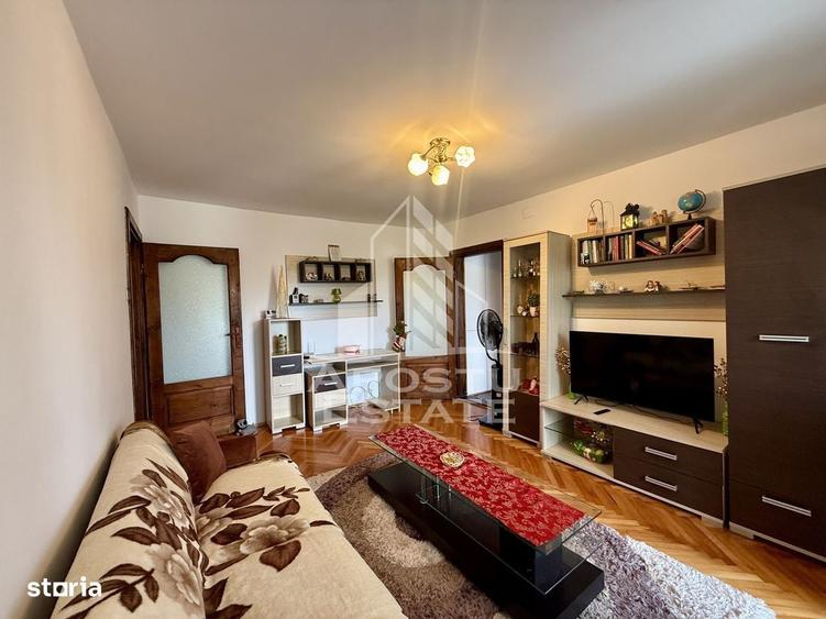 Apartament 2 camere de vanzare, centrala proprie, zona Girocului - 4