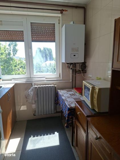 Apartament cu 2 camere semidecomandat în George Enescu