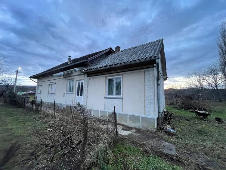 Casă cu 2 camere în Șomcuta Mare
