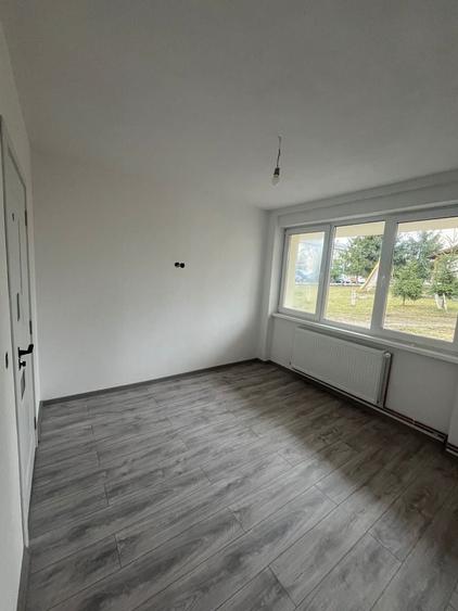 Apartament cu 3 camere decomandat în Gălăuțaș