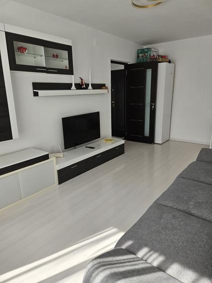 Apartament cu 2 camere decomandat în Rahova