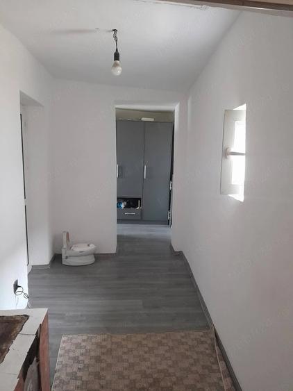 Casă cu Teren 2400 Mp în Stoicănești