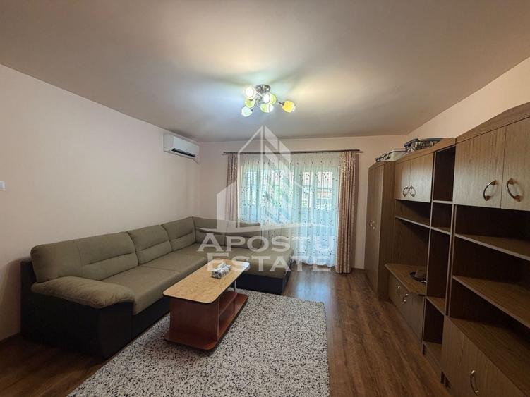 Apartament cu 2 camere semidecomandat, mobilat în Bucovina