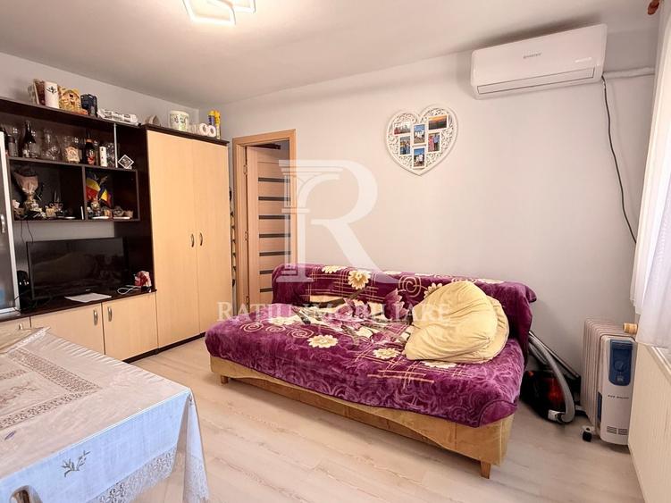 Apartament cu 2 camere semidecomandat, mobilat în Rogerius
