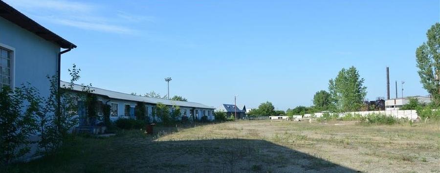 Teren de 12000 mp, în Nord