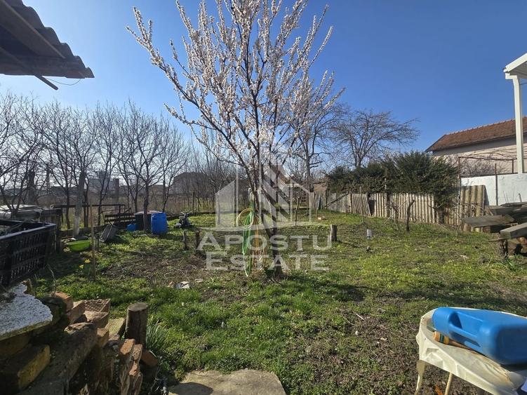 Casă individuală cu 5 camere cu Canalizare în Grădiște