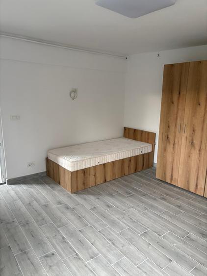 Apartament cu 2 camere nedecomandat în Complex Studențesc
