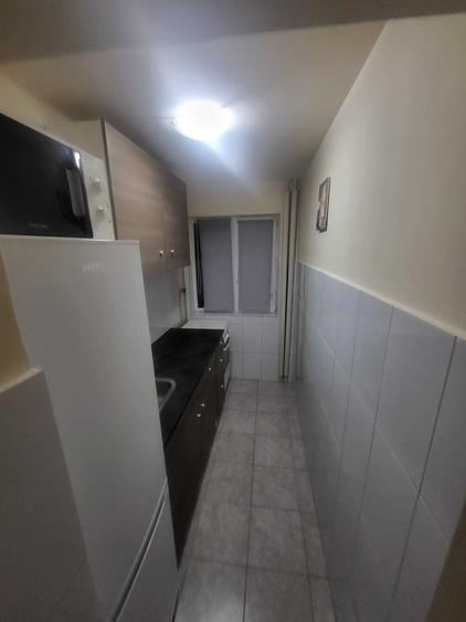 Apartament cu 2 camere semidecomandat în Spitalul Județean