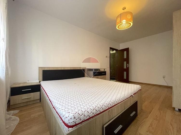 Apartament cu 2 camere decomandat în Astra