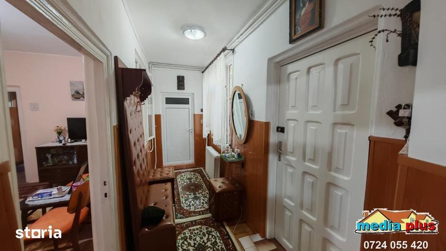 Casă cu 4 camere cu Teren 565 Mp în Central