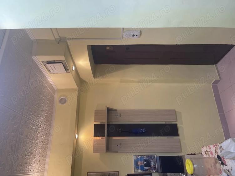 Apartament cu 2 camere semidecomandat în Bârlad