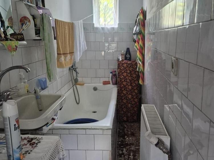 Casă individuală cu 3 camere cu Teren 152 Mp în Brestei